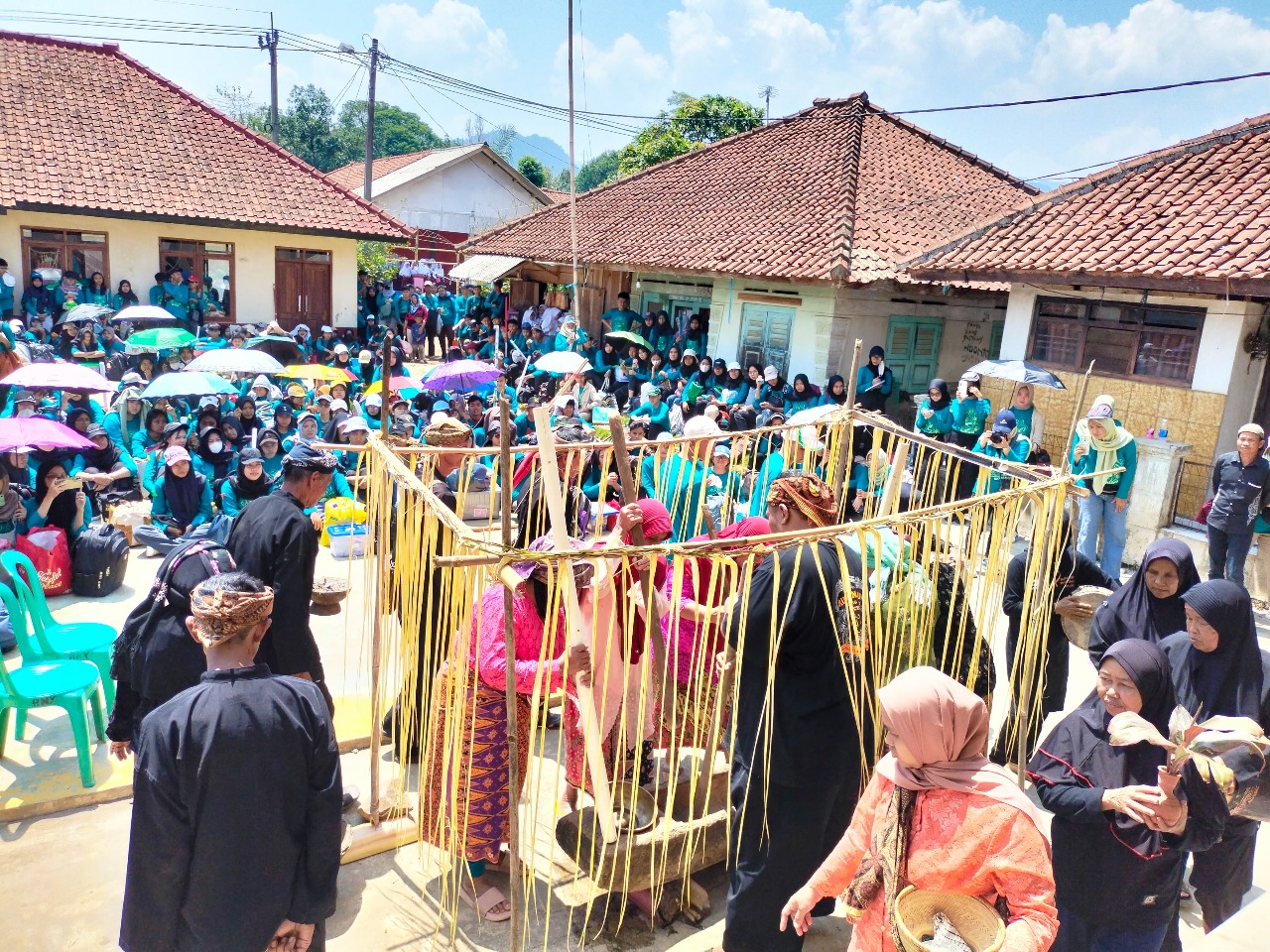 Budaya Kampung Adat